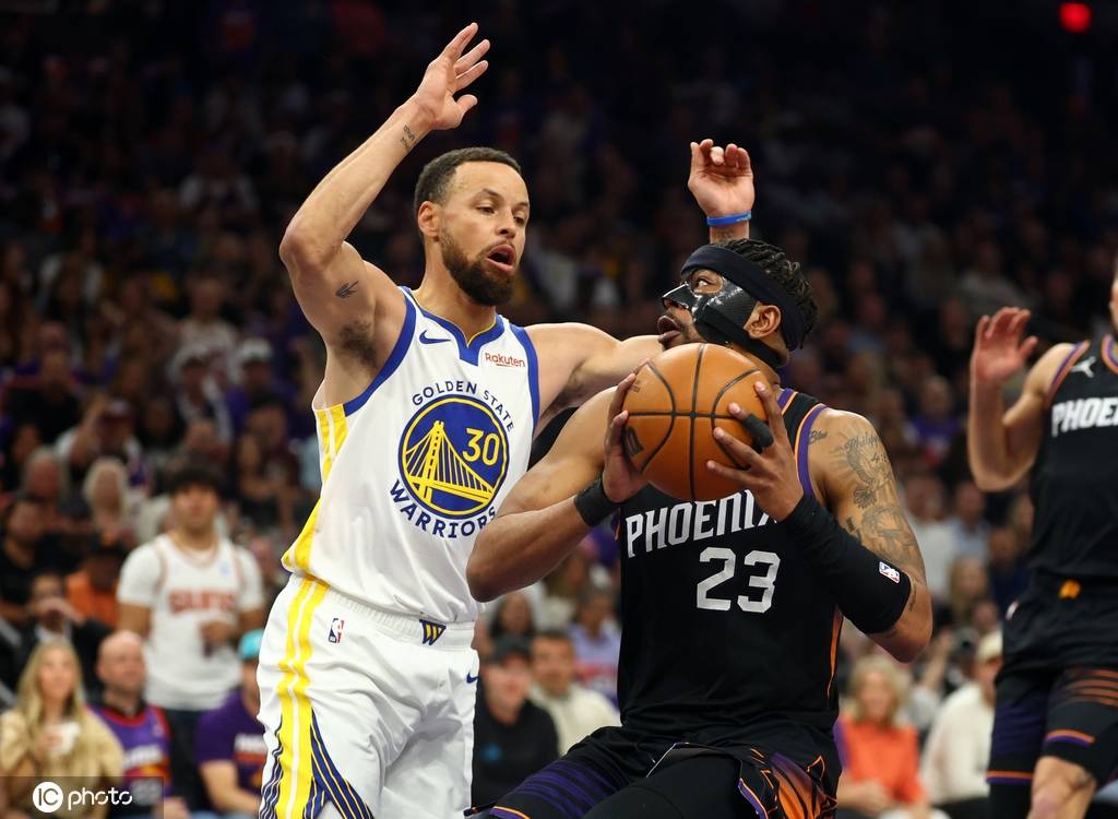 杰伦格林36+6库里17分布克20分 勇士负太阳无缘季后赛